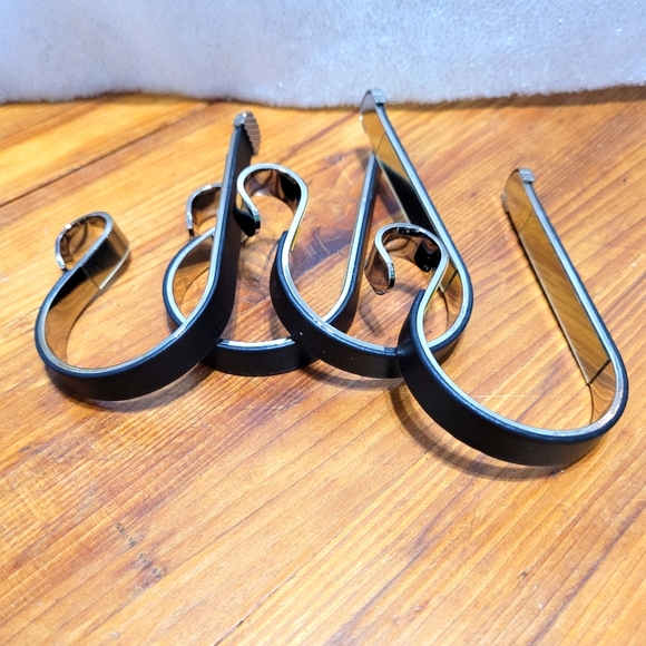 Other - Set of 4 mantle stockings/garland holders